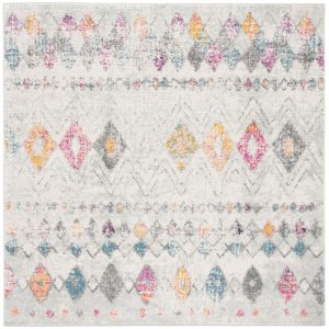 SAFAVIEH Madison Hannah Geometric Area Rug, Grey/Gold, 5'3" x 5'3" Square
