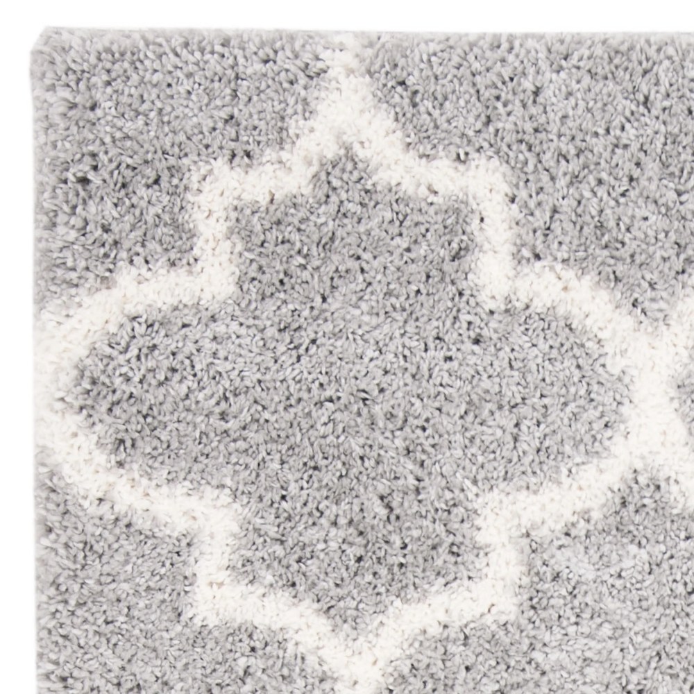 SAFAVIEH Fontana Hilda Geometric Shag Area Rug, Grey/Cream, 4" x 6" - Image 3