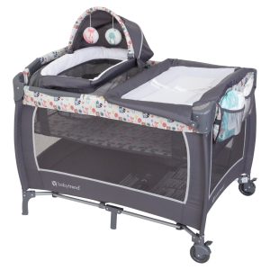Baby Trend Lil Snooze Deluxe II Nursery Center Playard-Full-Size Bassinet, Changing Table & Tote Bag