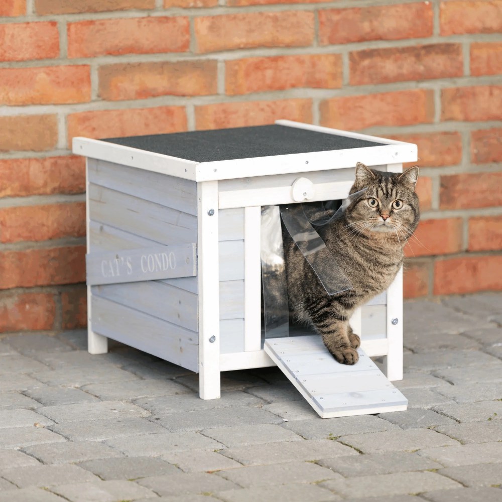 TRIXIE Cat's Condo Wooden Cat House, Weatherproof Small Outdoor Cat House with Hinged Roof - Image 5