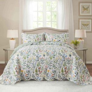 WannaToo Quilt Collection Microfiber Floral Bedding Set Green and White Quilt, King Size (3 Count)