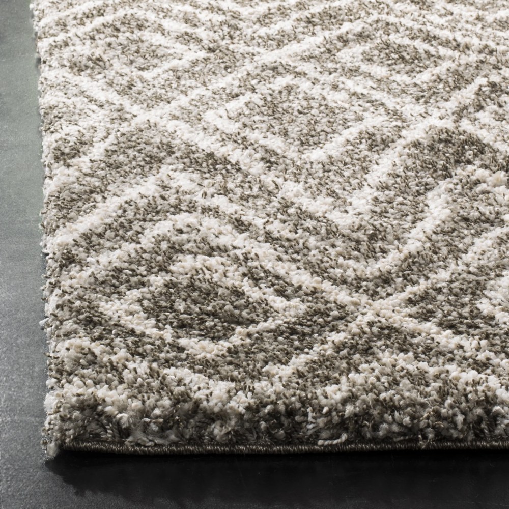 SAFAVIEH Hudson Augustine Geometric Shag Area Rug, Grey/Ivory, 5'1" x 7'6" - Image 5