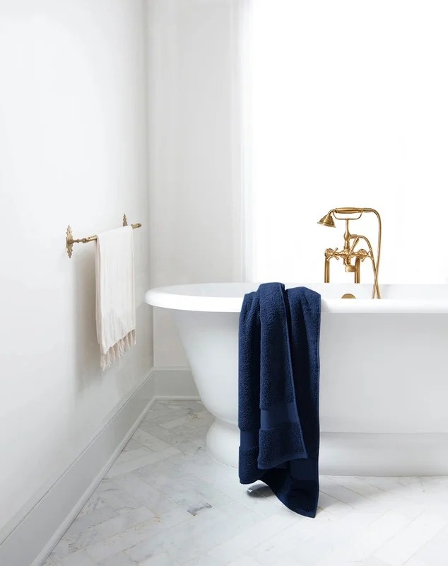 Delara Organic Cotton Bath Sheet 36"x70" Pack of 4, 650 GSM Plush Soft Quick-Dry Ultra-Absorbent Towels, GOTS & OEKO-TEX Certified, Navy Blue - Image 5