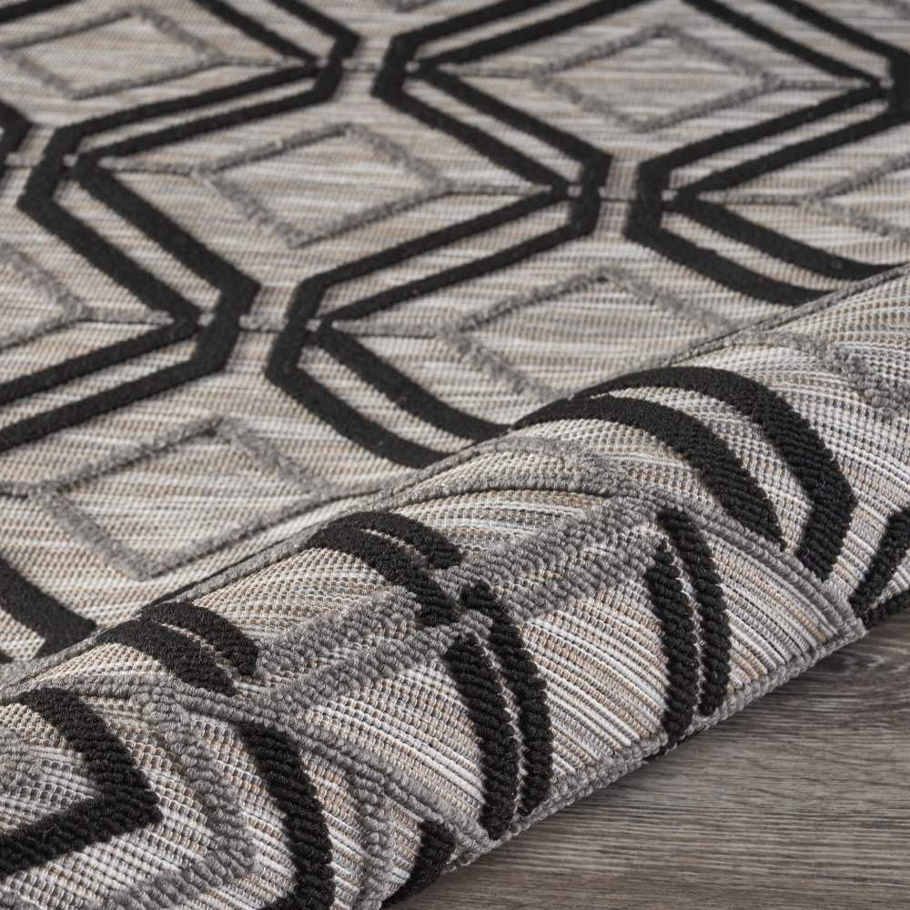 LR Home Reese 5" x 7", Black/Gray Diamond Fade, Stain, and Moisture Resistant Indoor/Outdoor Area Rug