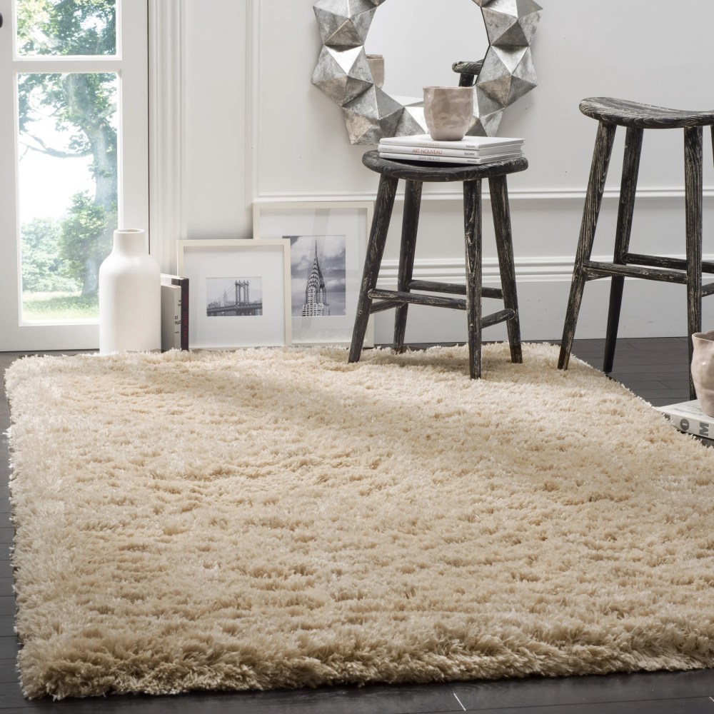 SAFAVIEH Polar Abbot Solid Shag Area Rug, Light Beige, 4" x 6" - Image 3