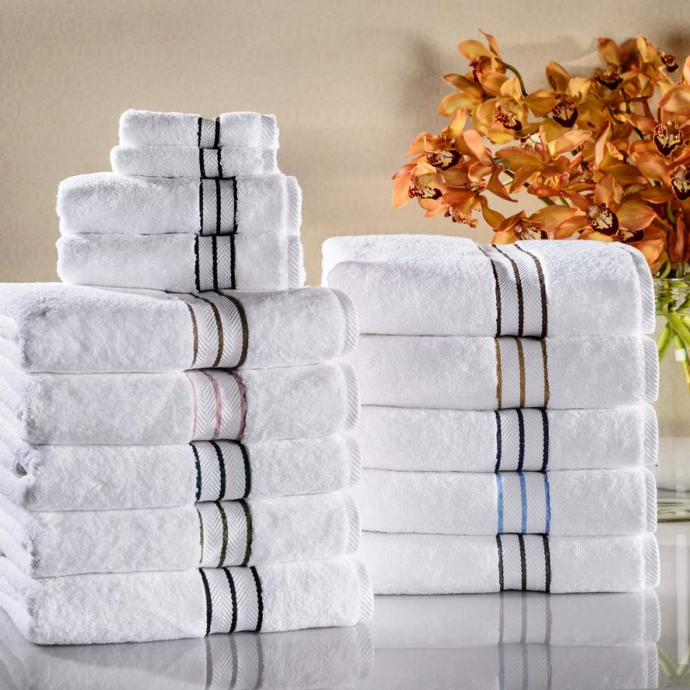 Superior Turkish Cotton Ultra-Plush Bath Towel Set of 4, Forest Green - Image 2