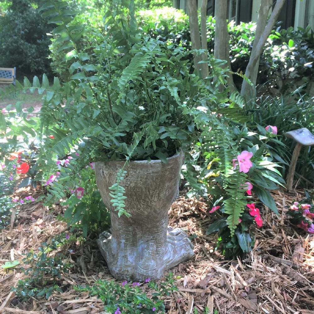 Homestyles Stone Wash Uncle Carmine & Auntie Kayla the Muggly Face Humorous Statue Planter Pot - Image 3