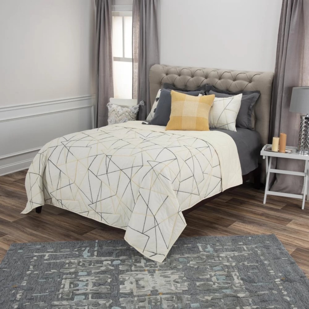 Rizzy Home 106" x 92" Quilt- BQ4189 - Image 8