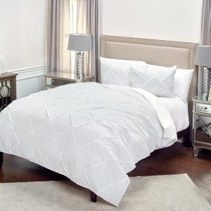 Rizzy Home 90" x 92" Quilt- BT1884