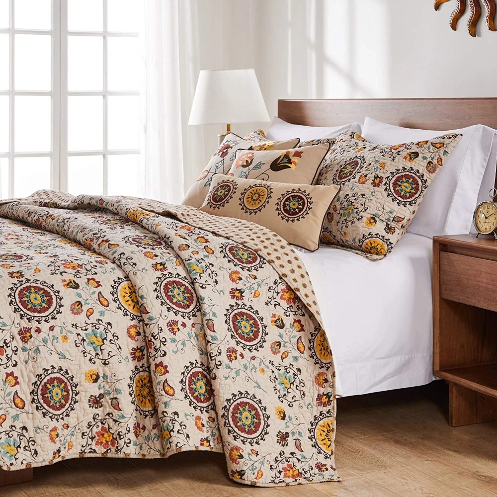 Global Trends Alta Reversible 100 Cotton Quilt Set with Decorative Pillows, 5-Piece King/Cal King