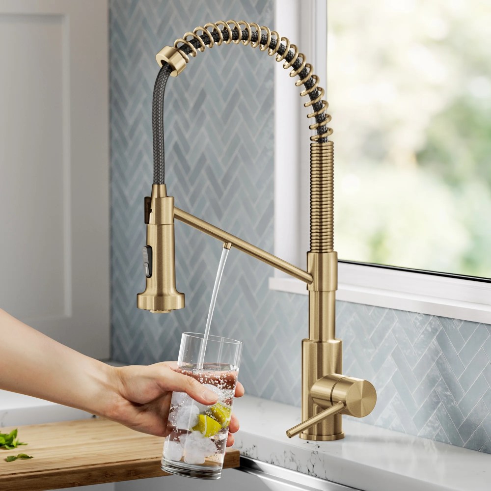 KRAUS Bolden 2-in-1 Commercial Style Pull Down Single Handle Water Filter Kitchen Faucet for Reverse Osmosis or Water Filtration System in Spot-Free Brushed Brass - Image 3