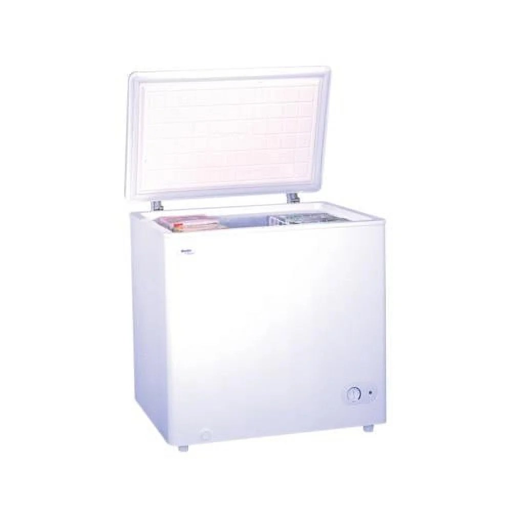 Relief Pak 5.3 Cu ft Chest Freezer, White - Image 5
