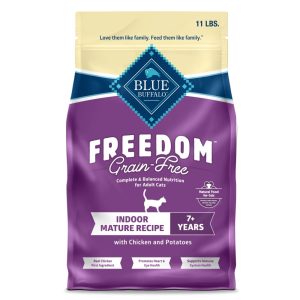 Blue Buffalo Freedom Grain-Free Dry Mature Cat Food,  Chicken Recipe,  11-lb. Bag
