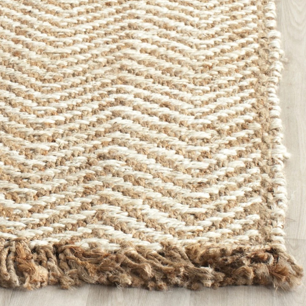SAFAVIEH Natural Fiber Gillian Chevron Jute Area Rug, Bleach/Natural, 5" x 8" - Image 2