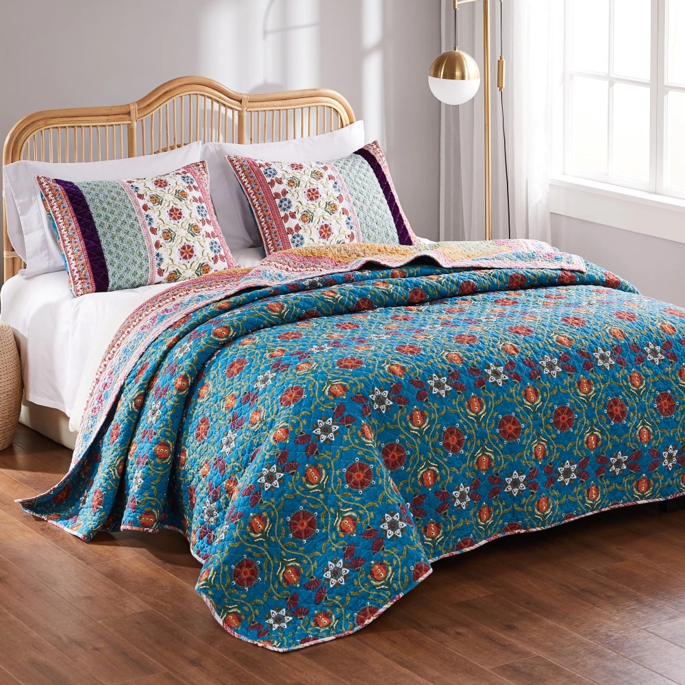Greenland Home Fashions Thalia Reversible Cotton Quilt Set, Velvet Embellished, 2-Piece Twin/Twin XL, Tango - Image 2