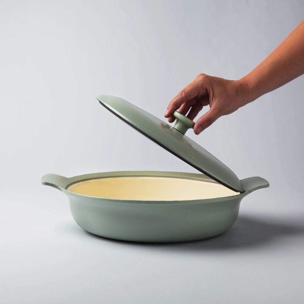 BergHOFF Ron 11" Cast Iron Deep Skillet 3.5Qt. with Lid, Green - Image 3