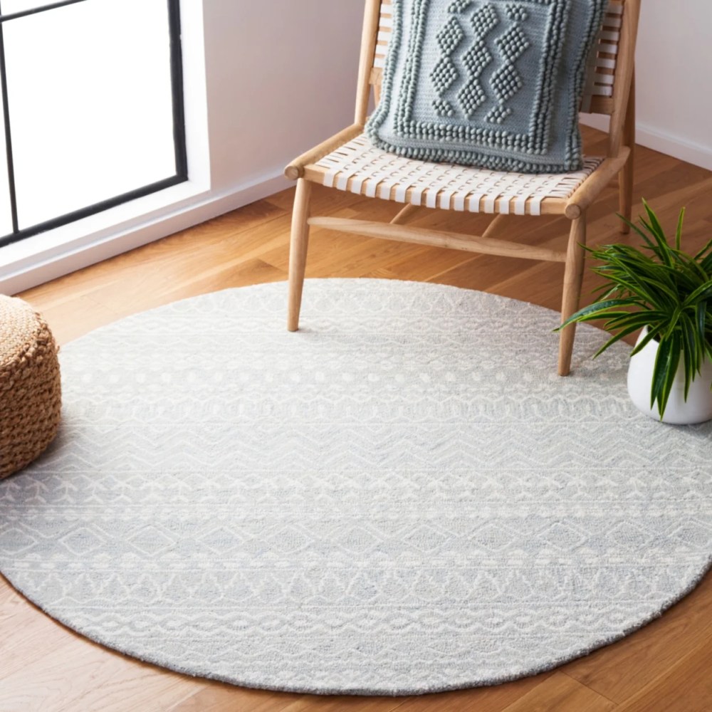 SAFAVIEH Micro-Loop Daithi Geometric Aztec Wool Area Rug, Aqua/Ivory, 5" x 8" - Image 7