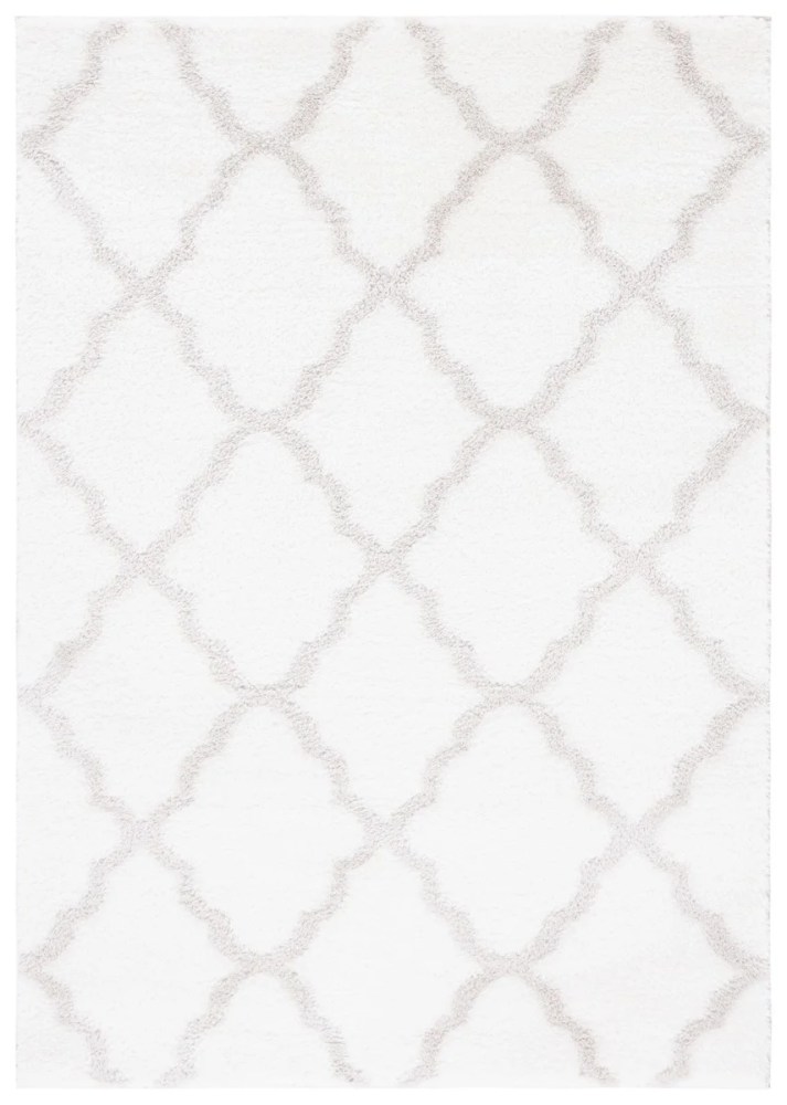SAFAVIEH Tahoe Gerald Quatrefoil Shag Area Rug, 5" x 7", White/Silver