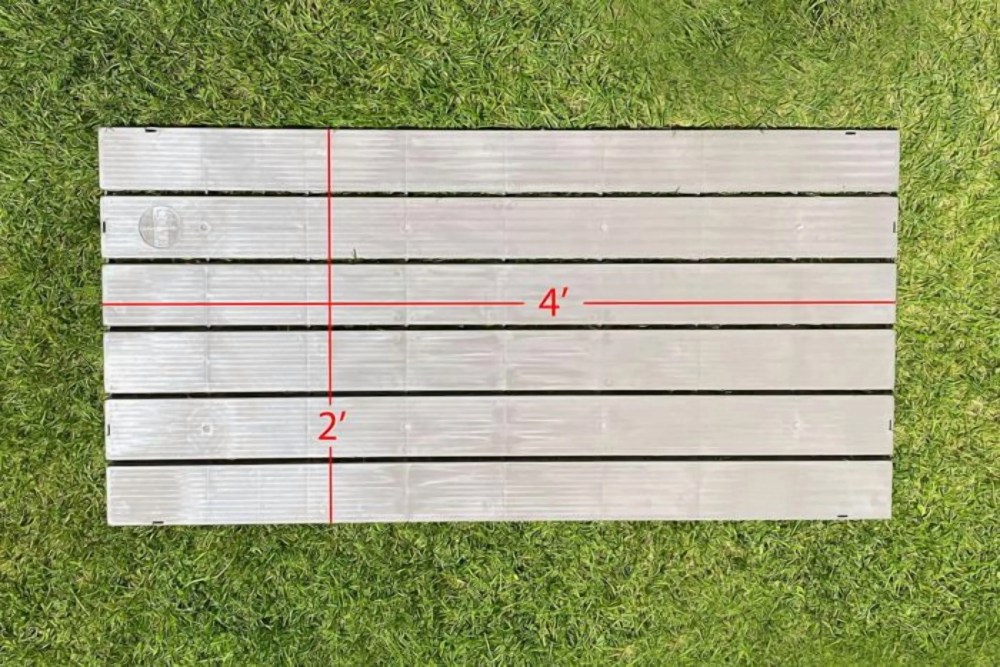 Single Large 2" X 4" Raised Dog Kennel Run Flooring Panel Gray