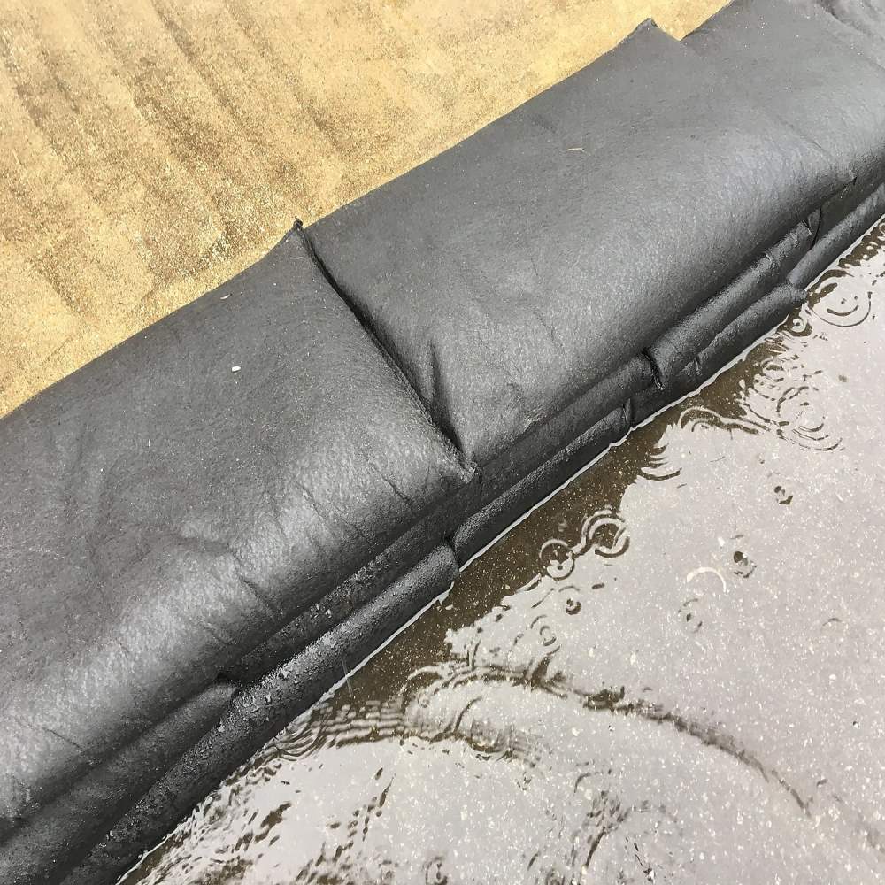 Quick Dam Expanding Sandless Sandbag, 12" X 24", 20 bags per case - Image 3