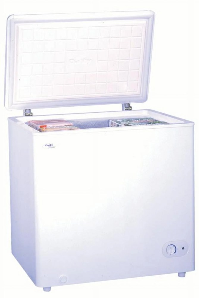 Relief Pak 5.3 Cu ft Chest Freezer, White - Image 4