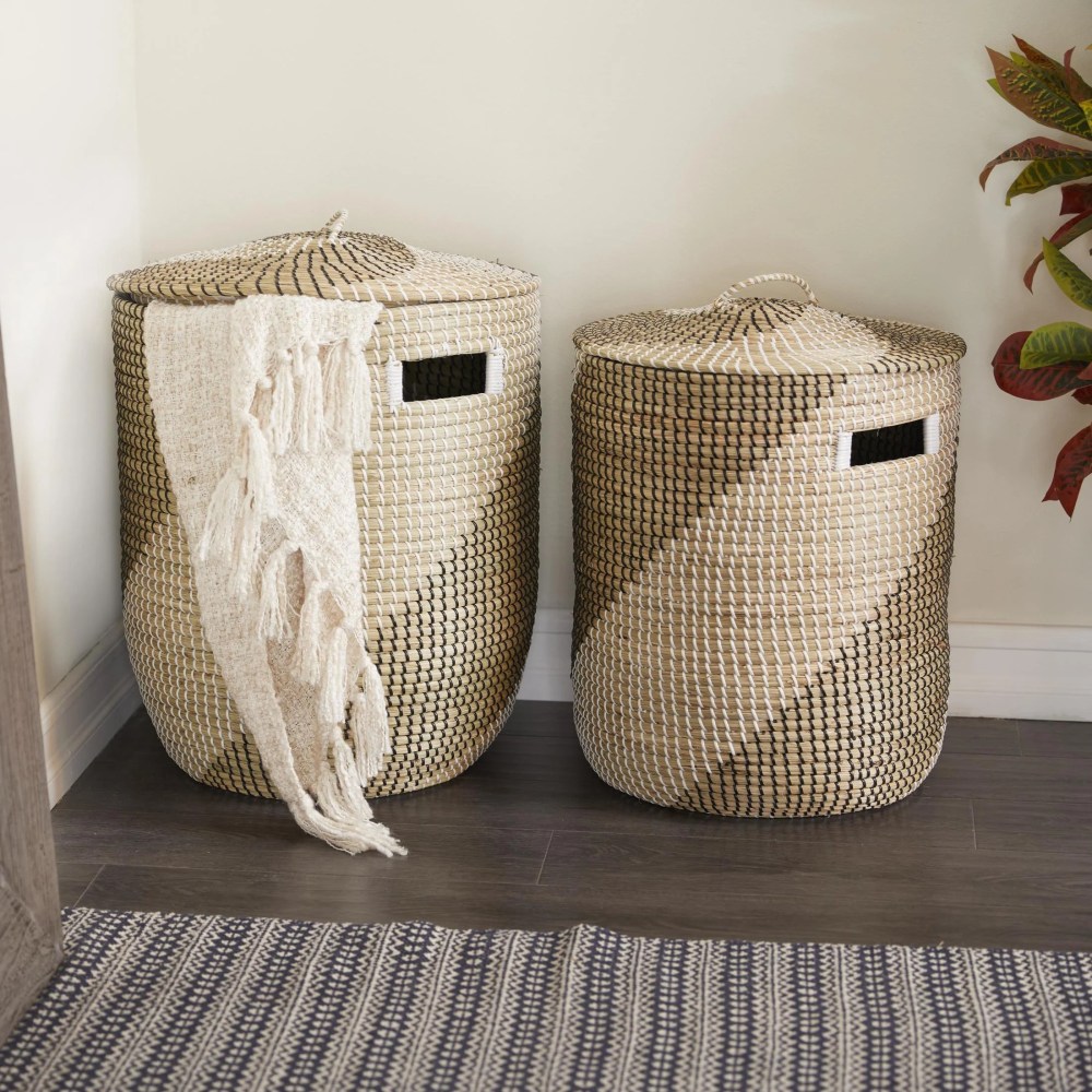 DecMode 24", 22"H Brown Seagrass Handmade Two Toned Storage Basket with Matching Lids, 2-Pieces - Image 2