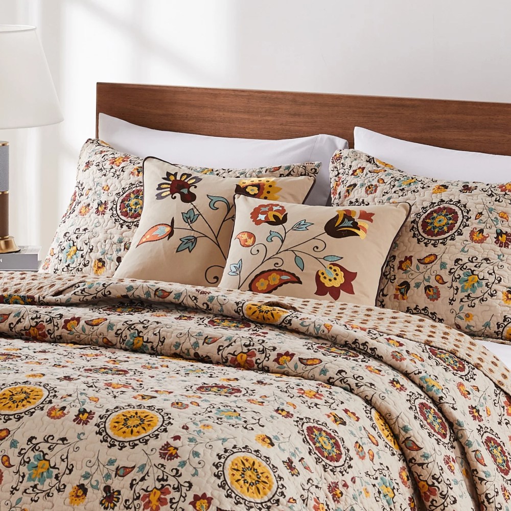 Global Trends Alta Reversible 100 Cotton Quilt Set with Decorative Pillows, 5-Piece King/Cal King - Image 4