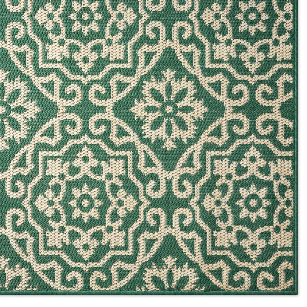 Nicole Miller New York Patio Country Danica Transitional Geometric Indoor/Outdoor Area Rug, Green/Beige, 7'9"x10'2" - Image 8