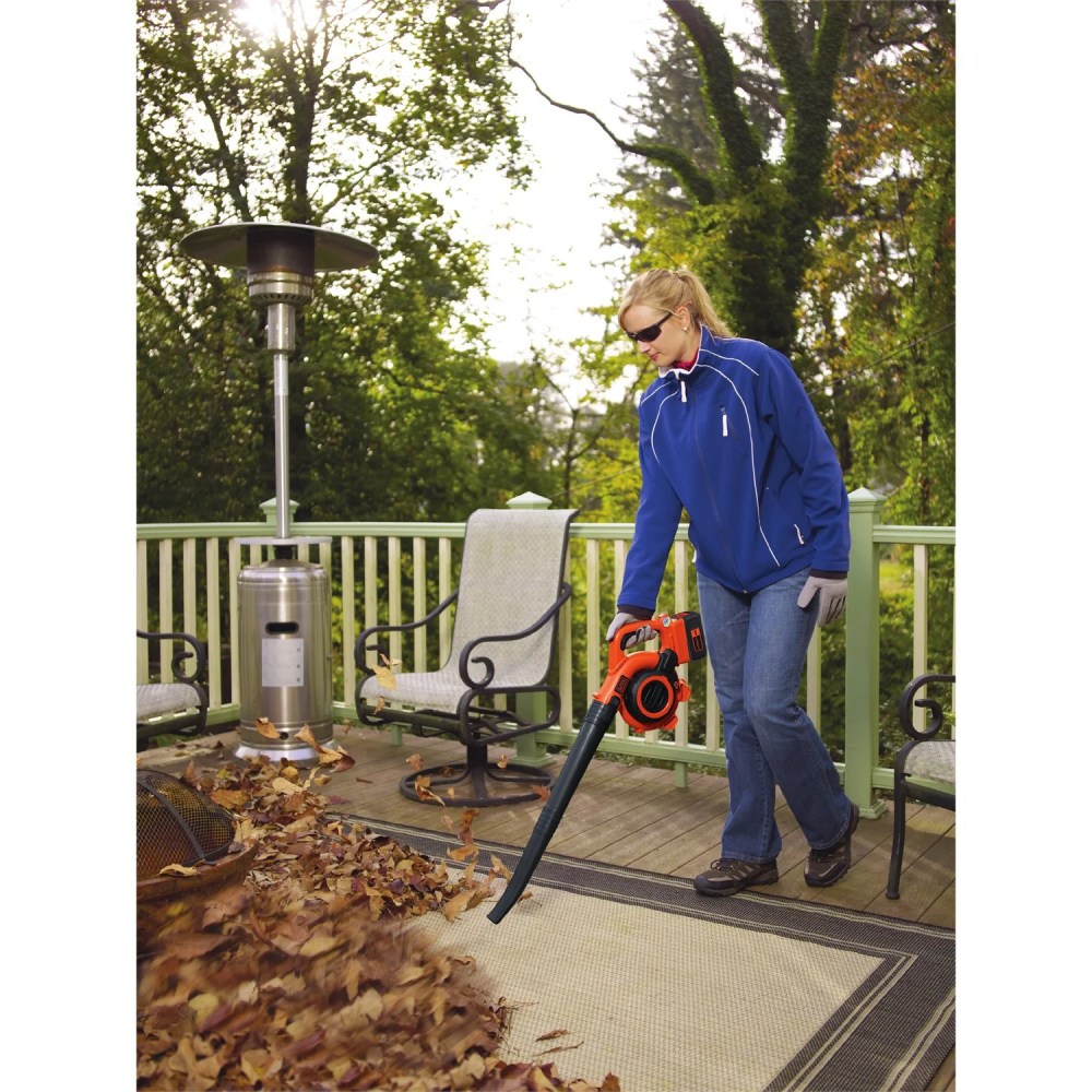 BLACKDECKER LSW36 40V MAX Cordless Lithium-Ion Variable-Speed Handheld Sweeper - Image 3