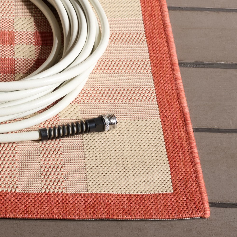 Safavieh Courtyard Fulham Geometric Indoor/Outdoor Area Rug, Natural/Terracotta, 5'3" x 7'7" - Image 5