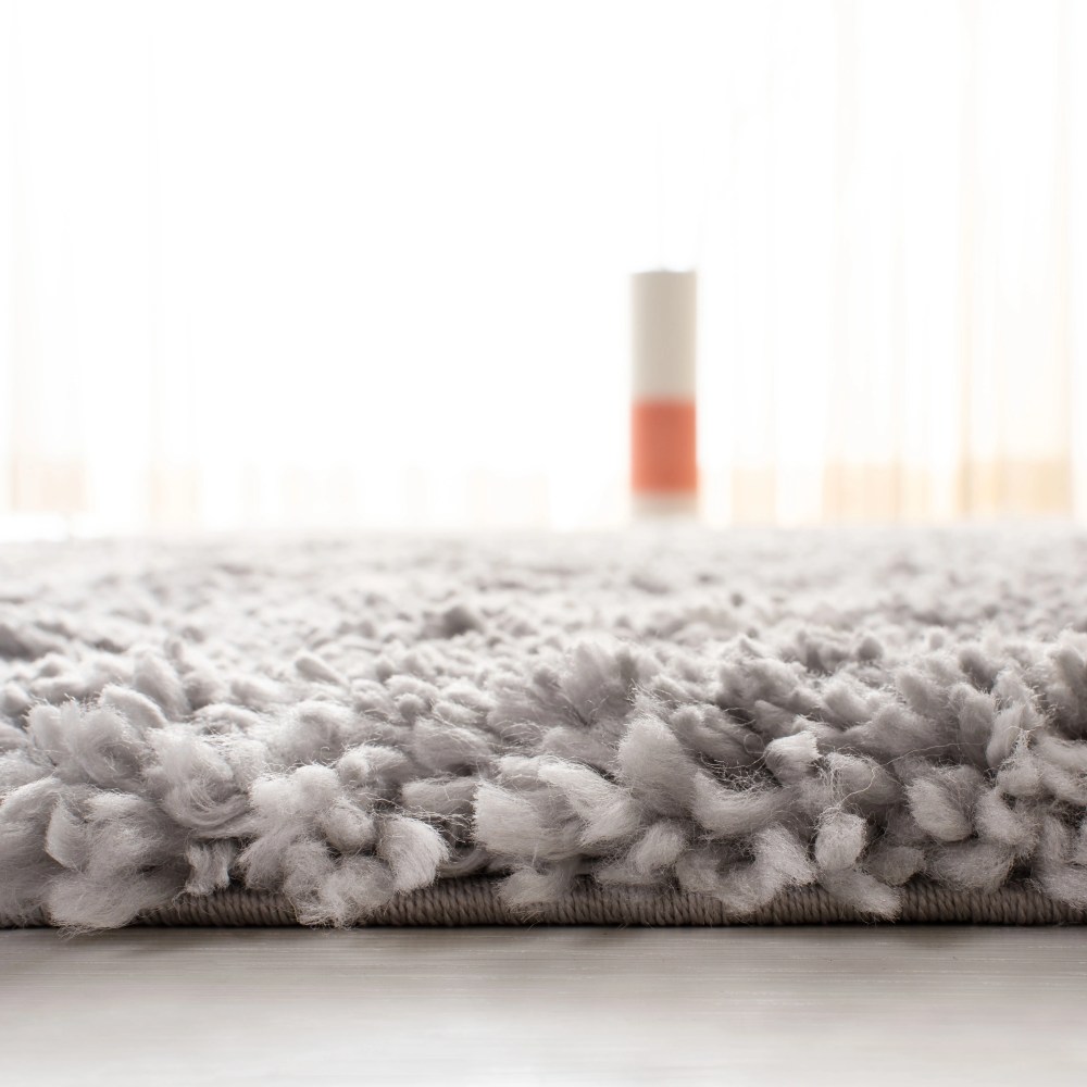 SAFAVIEH Fontana Catrina Geometric Plush Shag Runner Rug, Grey/Cream, 2'3" x 8" - Image 5