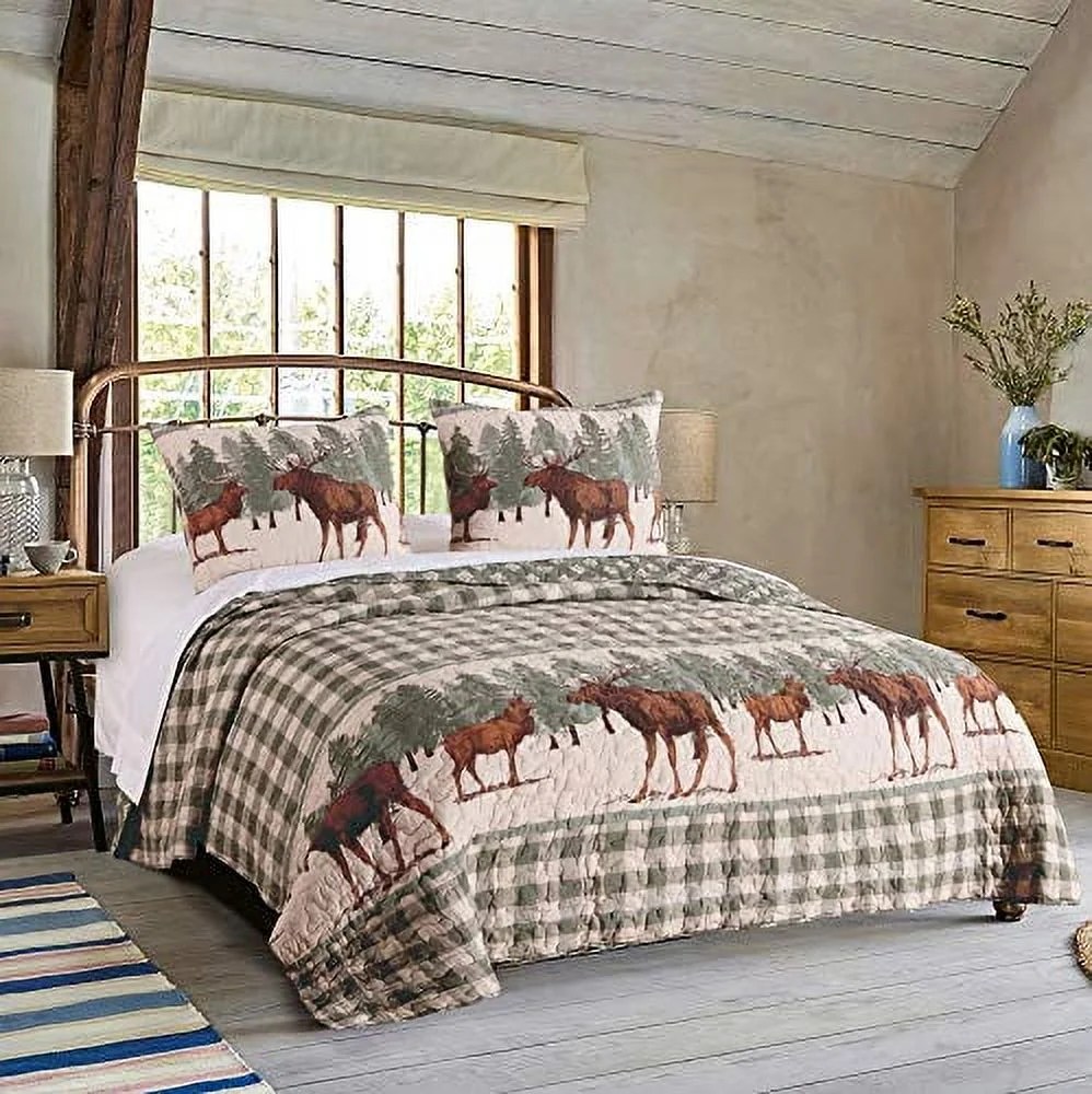 Woodlands Friendly Forest Whimsical Novelty Quilt Set, Cotton-Rich, Reversible, 3-Piece King - Image 4