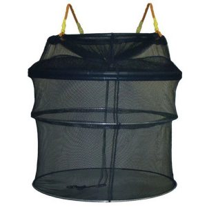 American Maple Deluxe Bait Motel 18In X 28In 30Gal W/Tackle Boxes And Holders