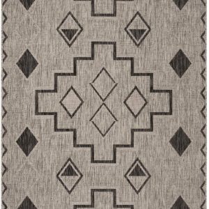 SAFAVIEH Courtyard Floella Geometric Indoor/Outdoor Area Rug, 6'7" x 9'6", Grey/Black