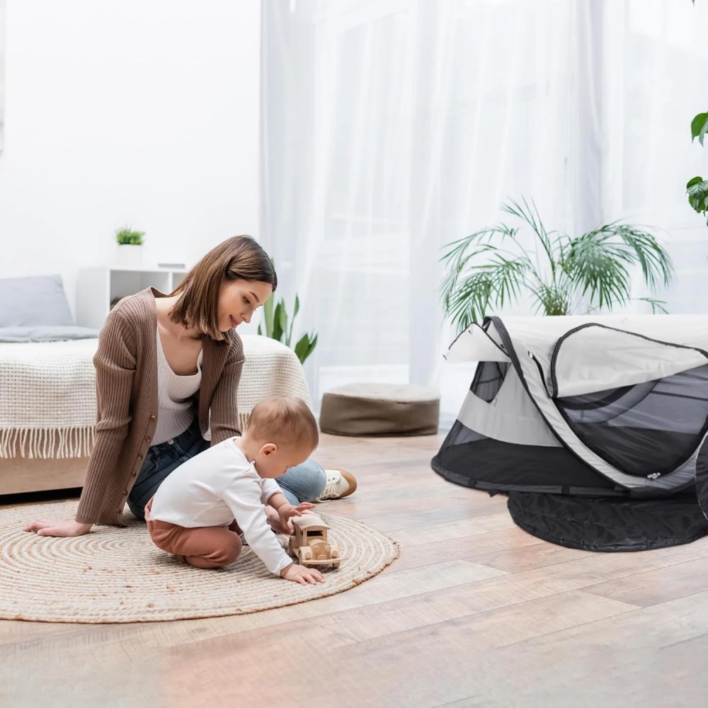 KidCo P4012 - Peapod Plus Portable Mesh Baby Toddler Travel Tent & Storage Bag, Play Tent, Pack and Play, Extra Room, Ages 6 Months - 5 Years (Midnight) - Image 7