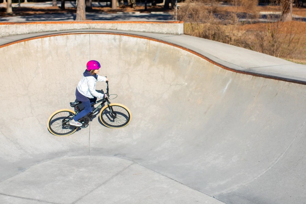 24" Dynacraft Tony Hawk Mens BMX Bike, Teens Age 13-17 Years - Image 2