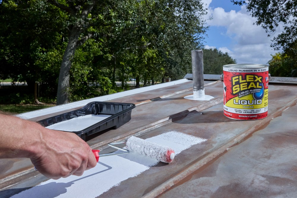 Flex Seal Liquid Rubber Sealant Coating, 1 Gallon, White - Image 8