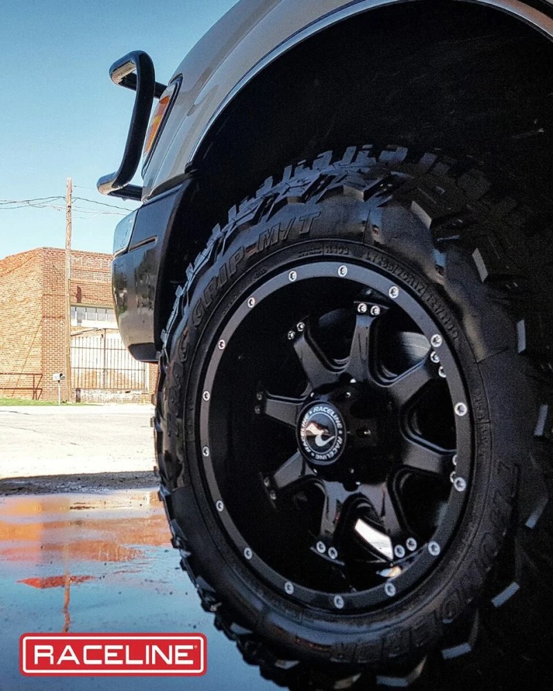 Raceline 991B-ASSAULT 17" Cast Aluminum Wheel, ASSAULT BLACK 17X9 8X6.5 -12mm (4.50"B/S) Fits select: 2003-2005 HUMMER H2, 2003-2008 DODGE RAM 3500 ST/SLT - Image 2