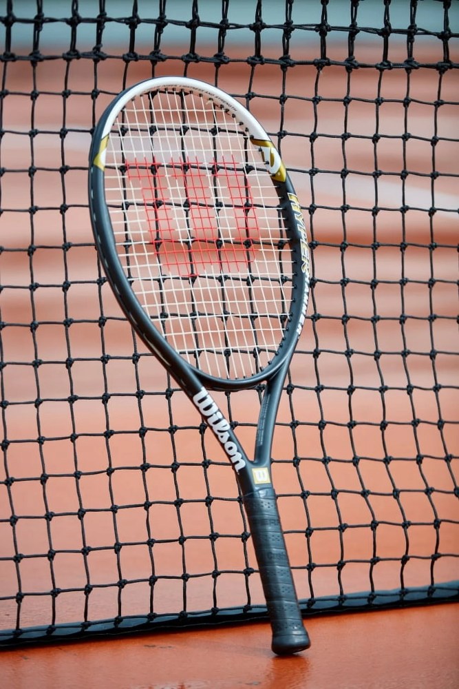 Wilson Hyper Hammer 5.3 Tennis Racket - Image 2