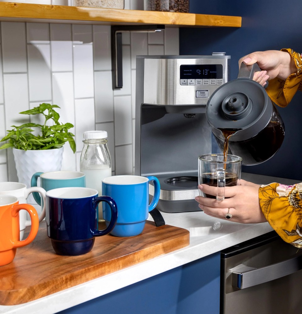 GE Stainless Steel 12-Cup Coffee Maker - Image 3