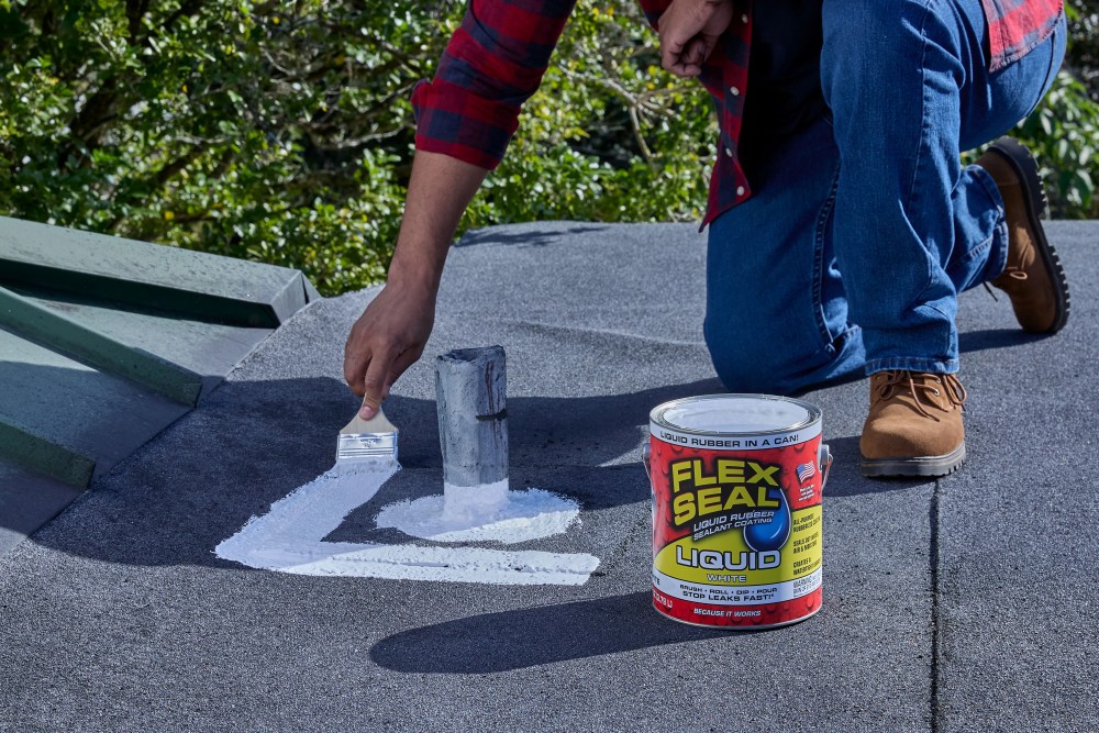 Flex Seal Liquid Rubber Sealant Coating, 1 Gallon, White - Image 4