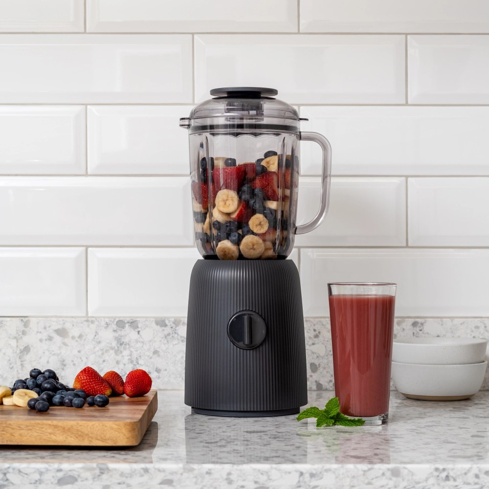 IRIS USA 3-Speed High-Power Professional-grade Countertop & Kitchen Blender - 50 oz Tritan Jar,Titanium-Coated Stainless Steel -Blades,Charcoal Black -for Smoothies,Frozen Drinks,Protein Shakes - Image 6