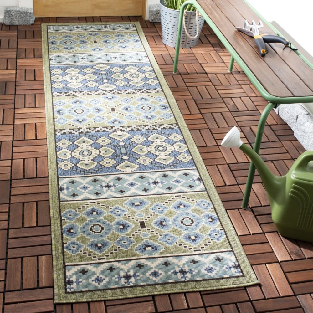 SAFAVIEH Veranda Moriah Southwestern Indoor/Outdoor Area Rug, 5'3" x 7'7", Green/Blue - Image 5