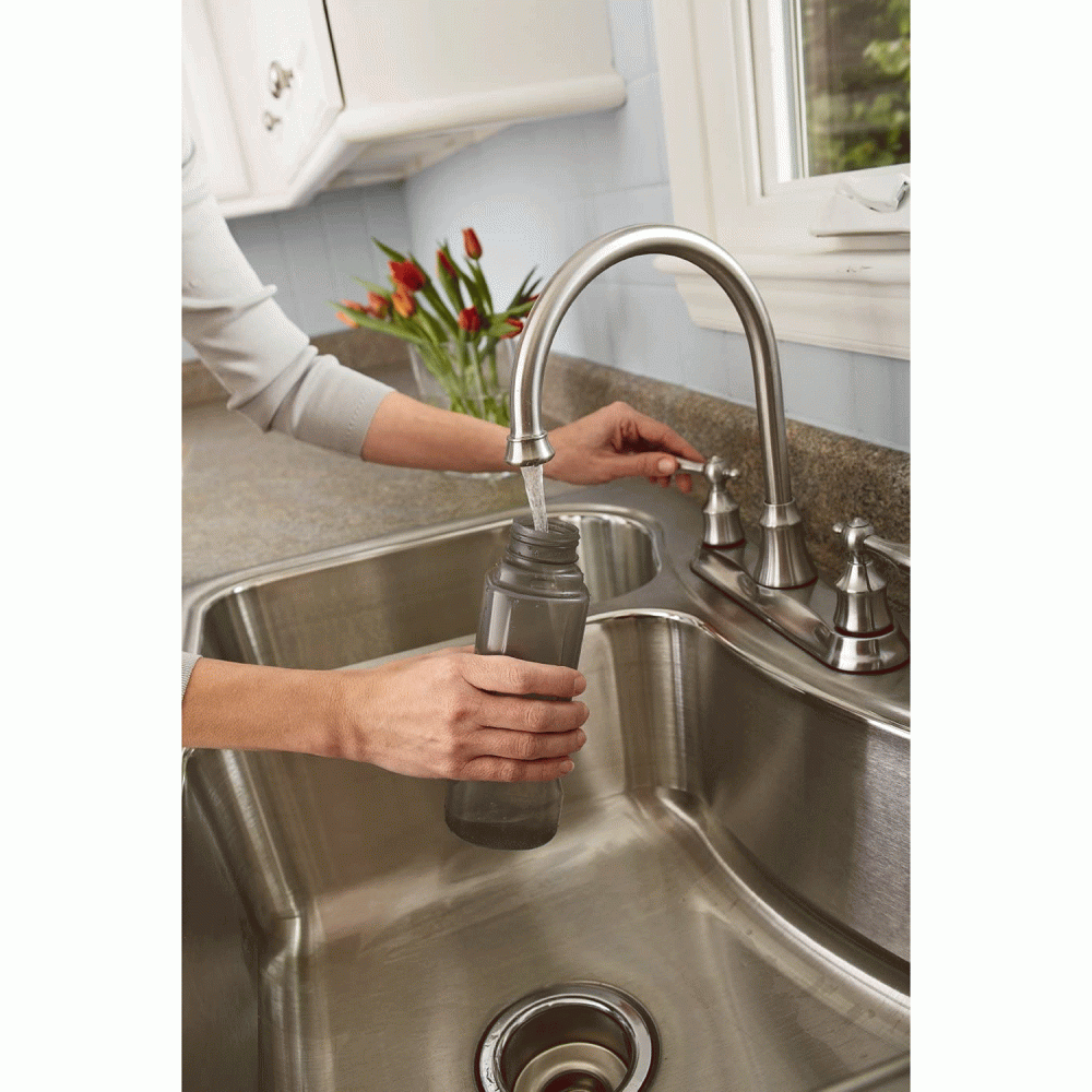 Rubbermaid Reveal Spray Mop Floor Cleaning Kit with Wet Pads and Refill Bottles - Image 3